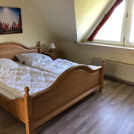 To Hus, Reihenhaus 7 *